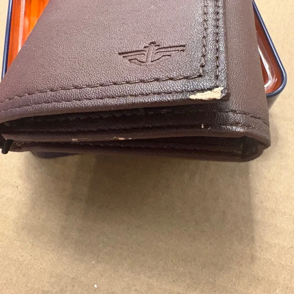 Dockers Brown Trifold Wallet For Men With Gift Box Anchor New Style‎